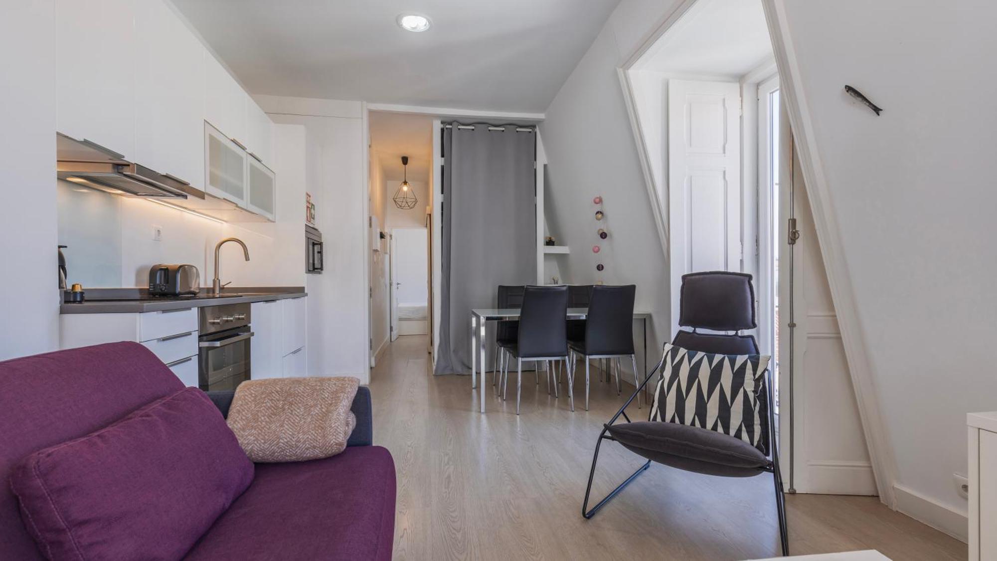 Classic Topfloor Apartment By Lovelystay Lisboa Екстериор снимка