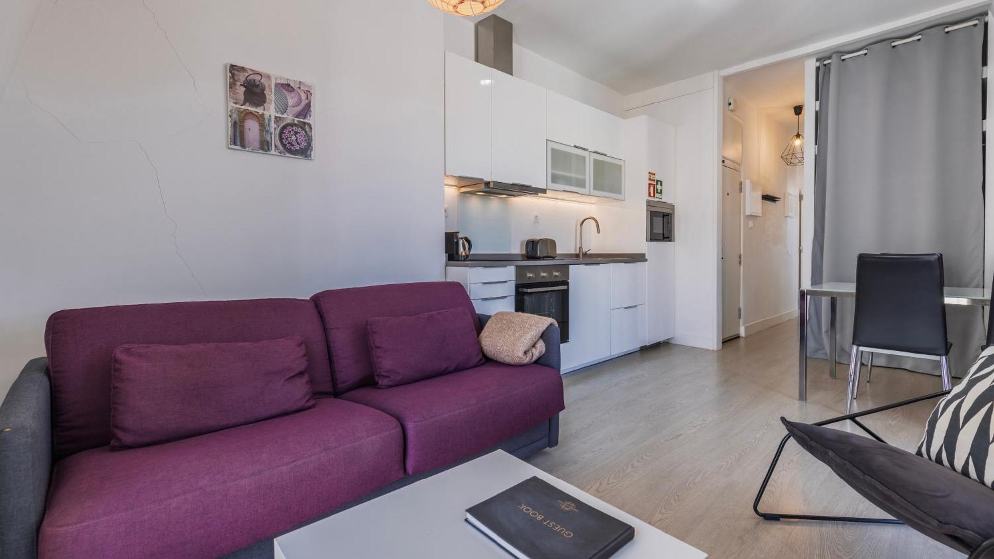 Classic Topfloor Apartment By Lovelystay Lisboa Екстериор снимка